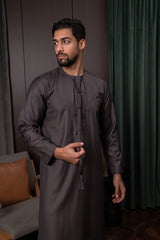 Winter Emirati Thobe- Ashford Brown