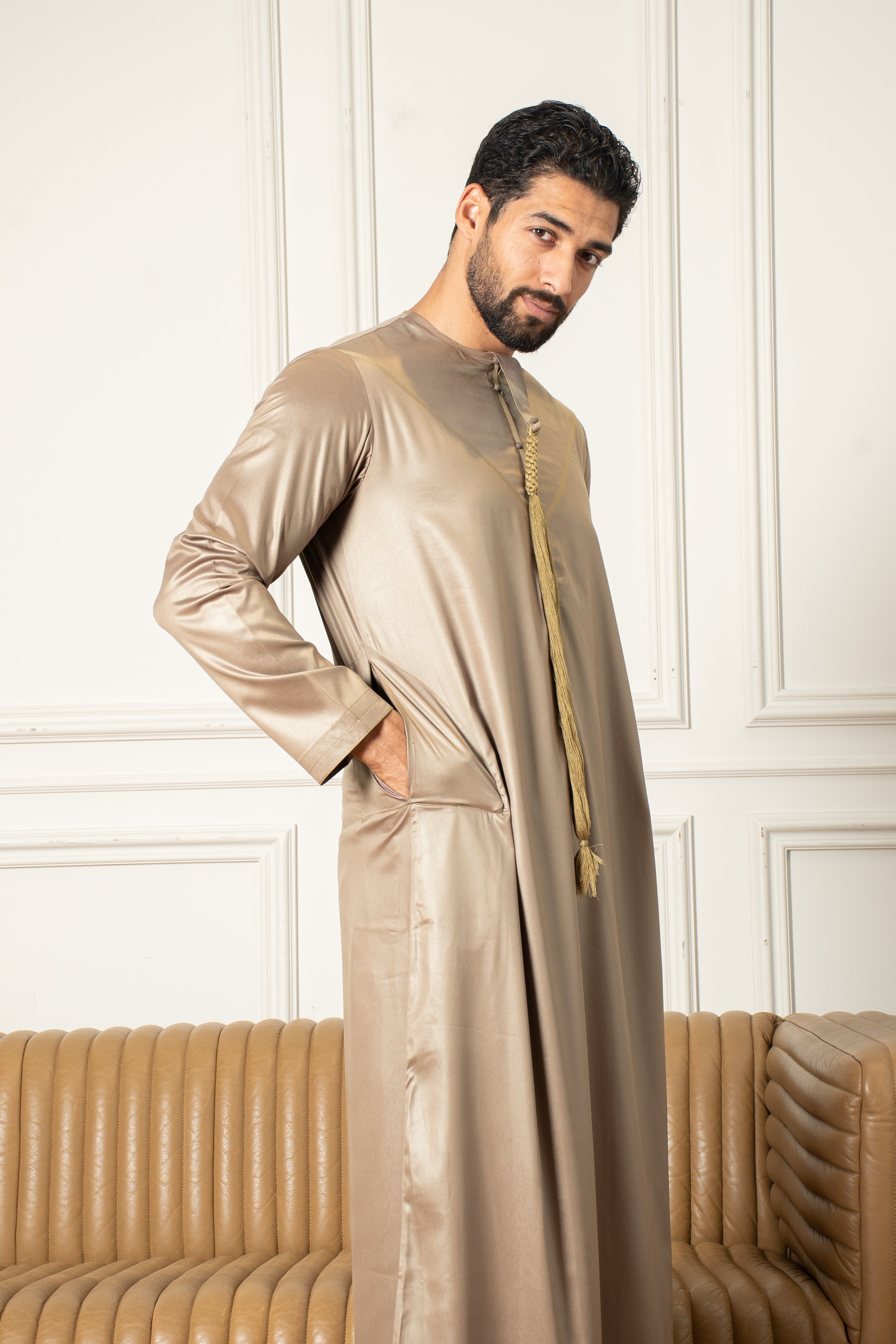 Emirati Thobe- Arabian Bronze