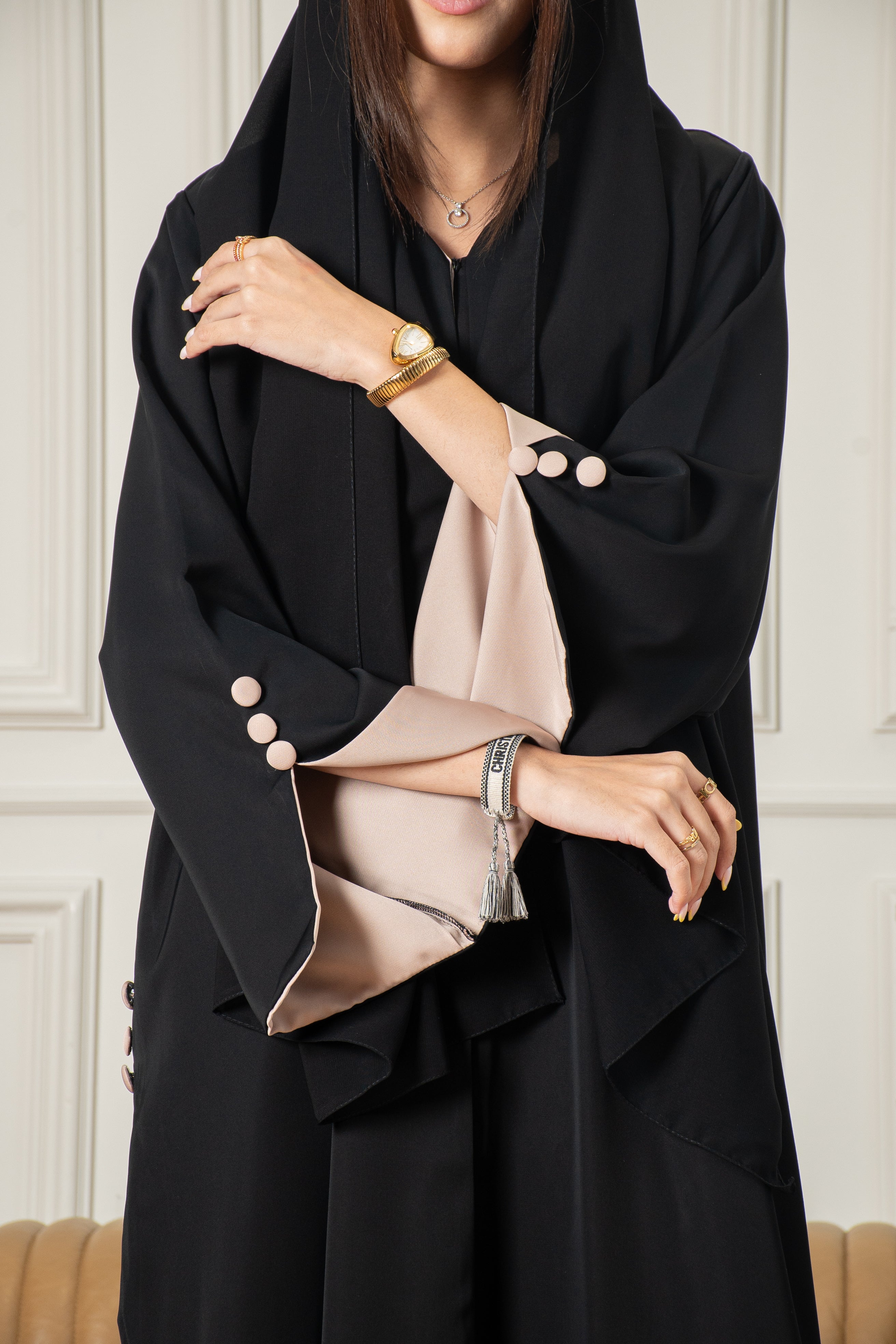 LUNAR Abaya
