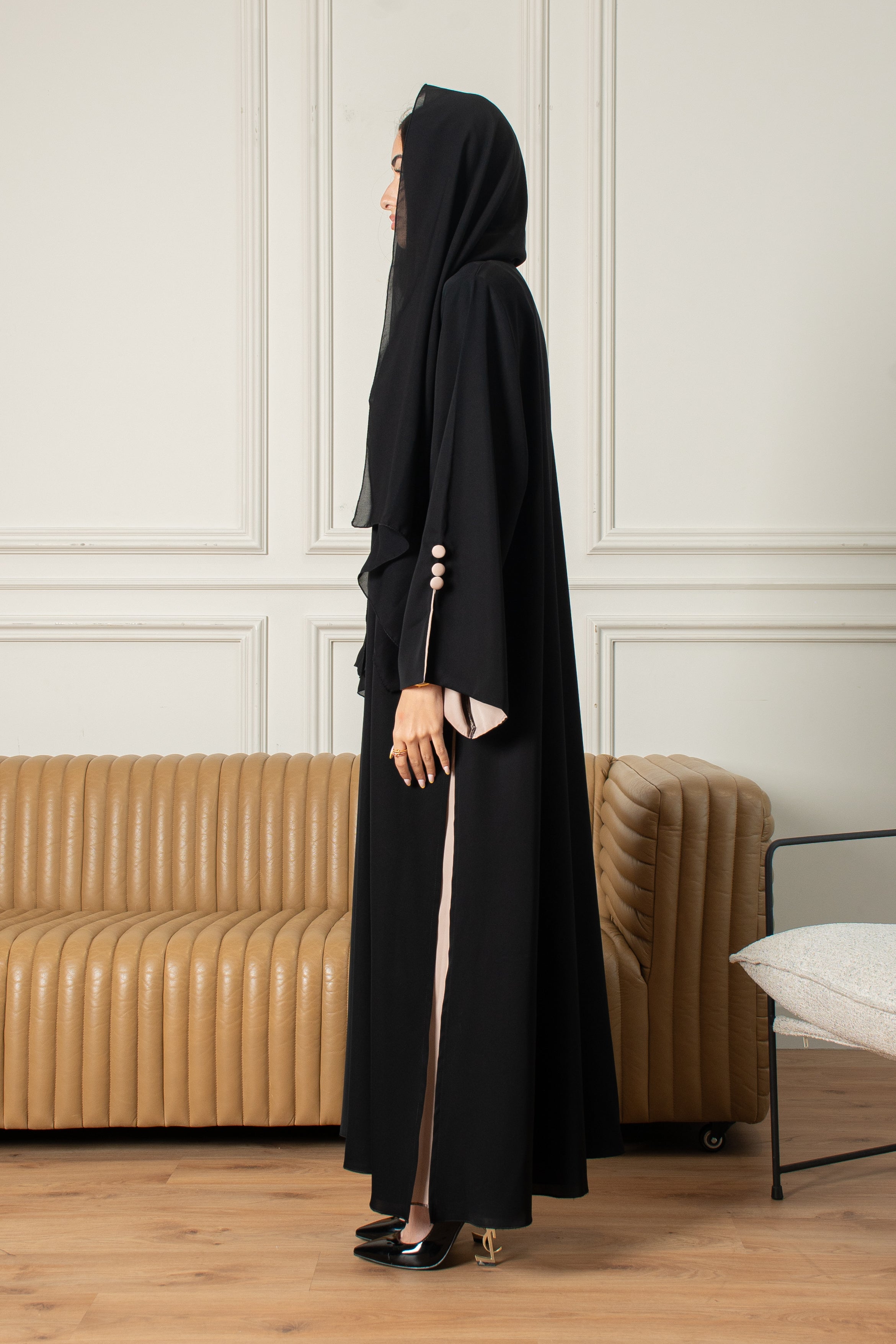 LUNAR Abaya